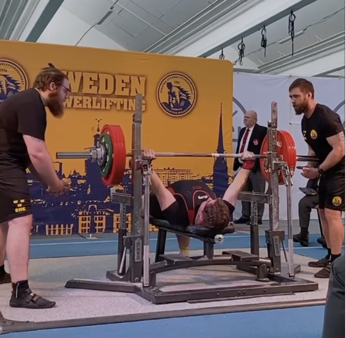 Fabian Liljeberg bänkpress resultat